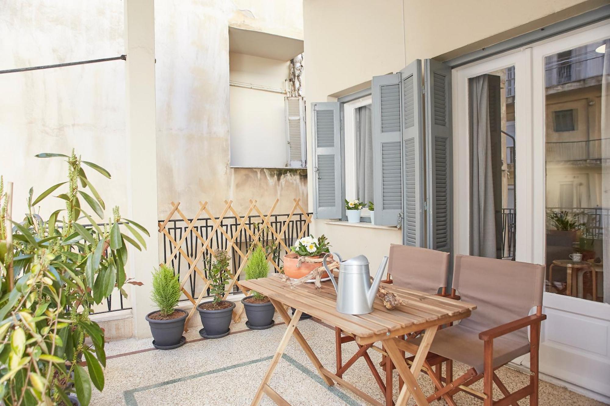Bright Bright B Central Apartment With Balcony Tesalonika Bagian luar foto